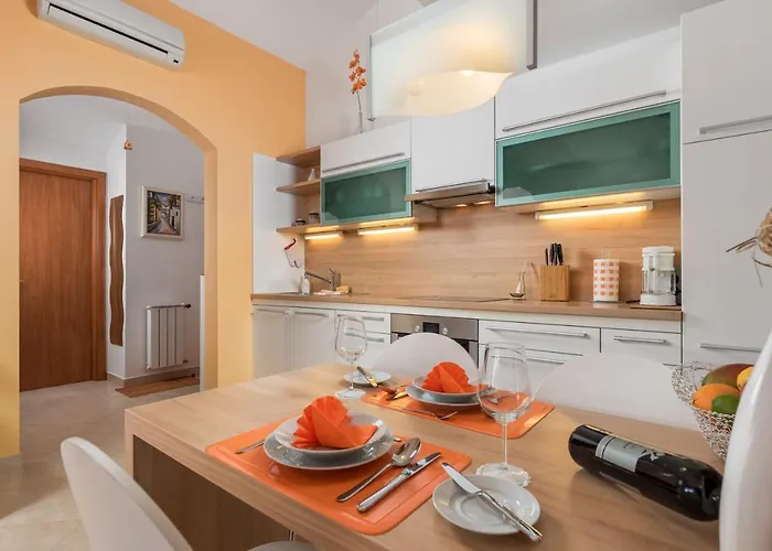 Rona Jm 38 아파트 보드냔