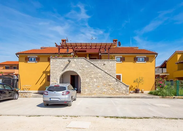 Rona Jm 38 아파트 *