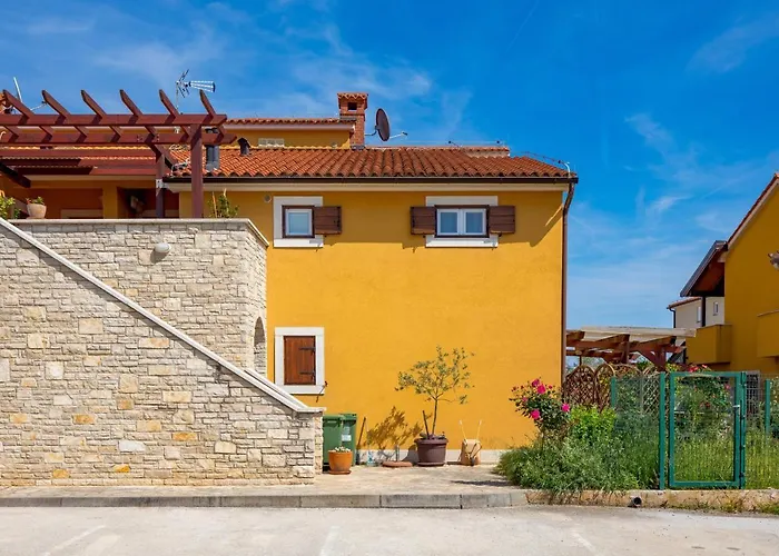 Rona Jm 38 아파트